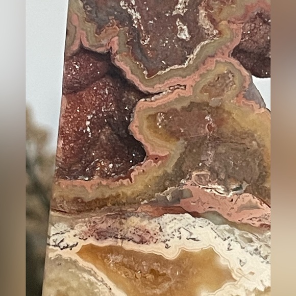 Crazy Lace Tower  4.5” - Picture 6 of 9